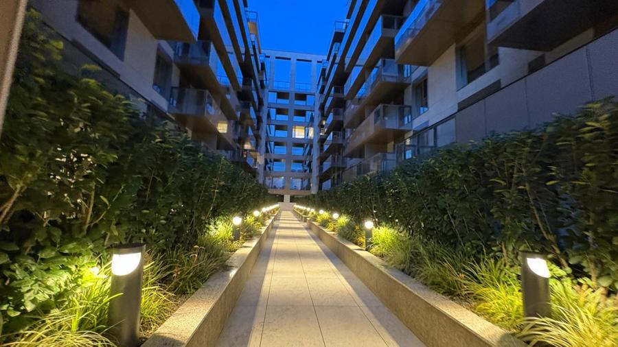 REA1026592 Apartament 2 camere cu parcare subterana