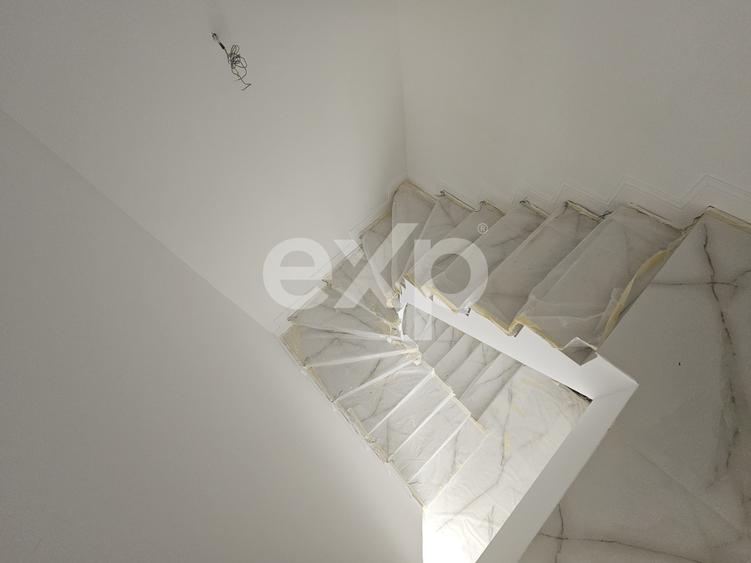 Casa deosebita de vanzare in sector 4 Berceni Metalurgiei