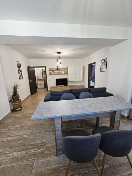 Apartament 2camere- bloc nou- central