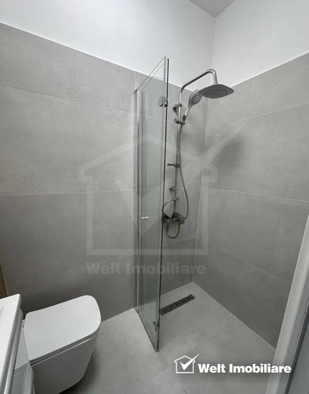 Central, cladire istorica, renovat, 2 camere