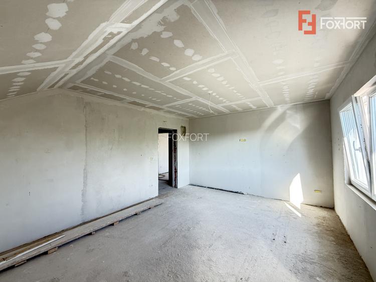 Casa individuala cu 5 camere | 501 mp teren | Toate utilitatile | Sacalaz