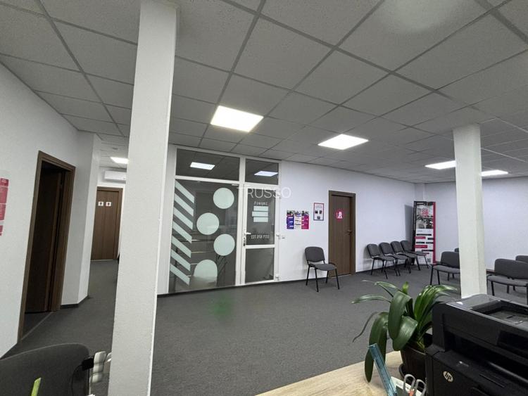 Spațiu de birouri central – 3 încăperi (open space 60 mp) + parcare - 8