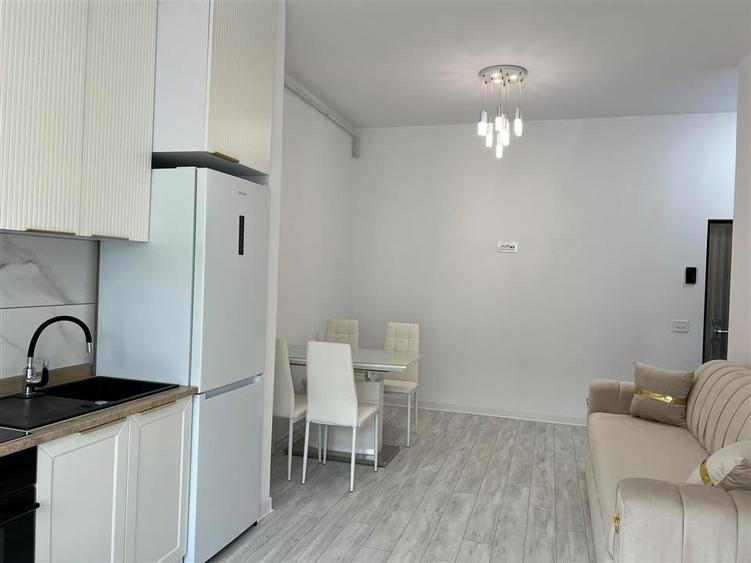 Apartament cu doua camere centru vechi bloc nou