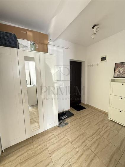 GIROC- AP. 1 CAMERA -mobilat, utilat + 1 LOC PARCARE INCUS