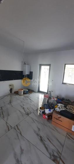🏡VILĂ DEOSEBITĂ DE VÂNZARE – 5 DRUMURI, VALEA ADÂNCĂ 🏡
