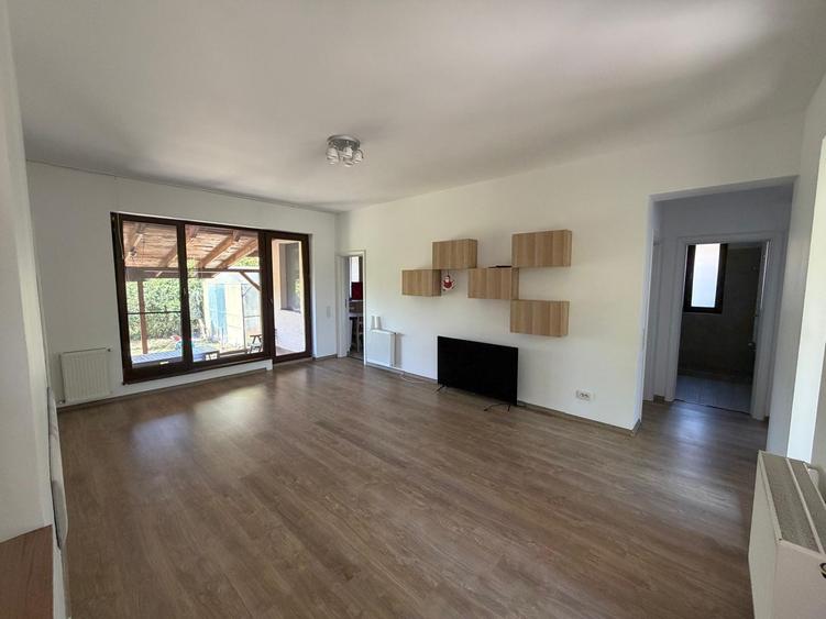 VANZARE CASA INDIVIDUALA/110MP UTILI/TEREN 550MP/DUMBRAVENI BALOTESTI