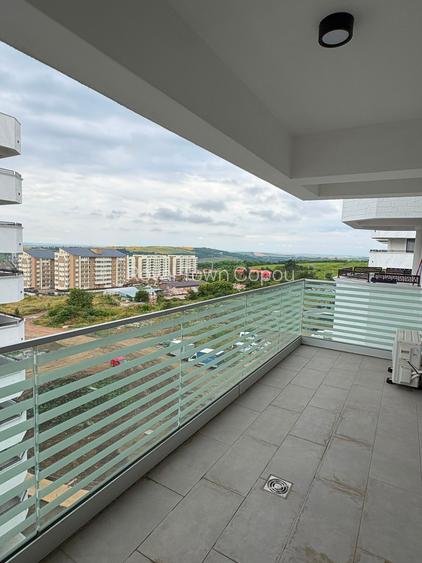 Apartament de inchiriat cu 3 camere decomandat- Royal Town Copou Iasi - 8