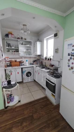 Apartament 2 camere în zona Decebal