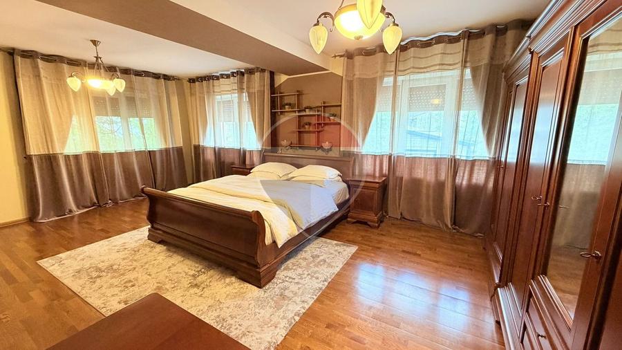 De vânzare apartament duplex la casă, 150 mp utili, Brăila- zona B-uri