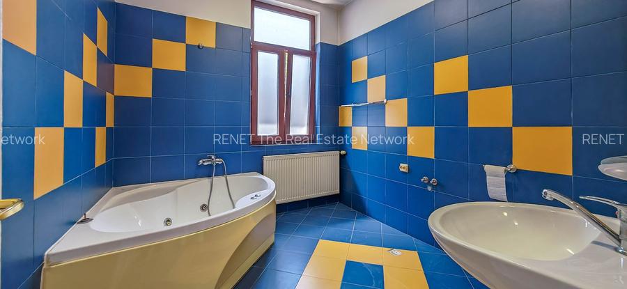 Vilă spațioasă de închiriat, 11 camere, București - 11