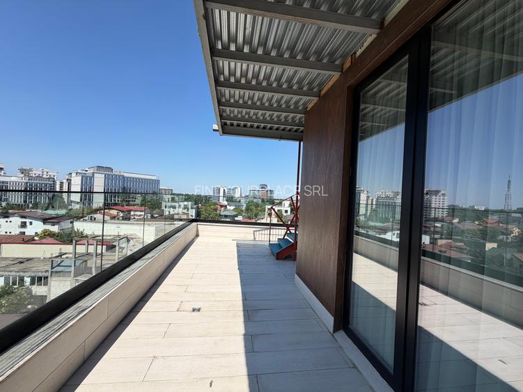 Penthouse în bloc nou boutique,500mp terase,2 parcări incluse