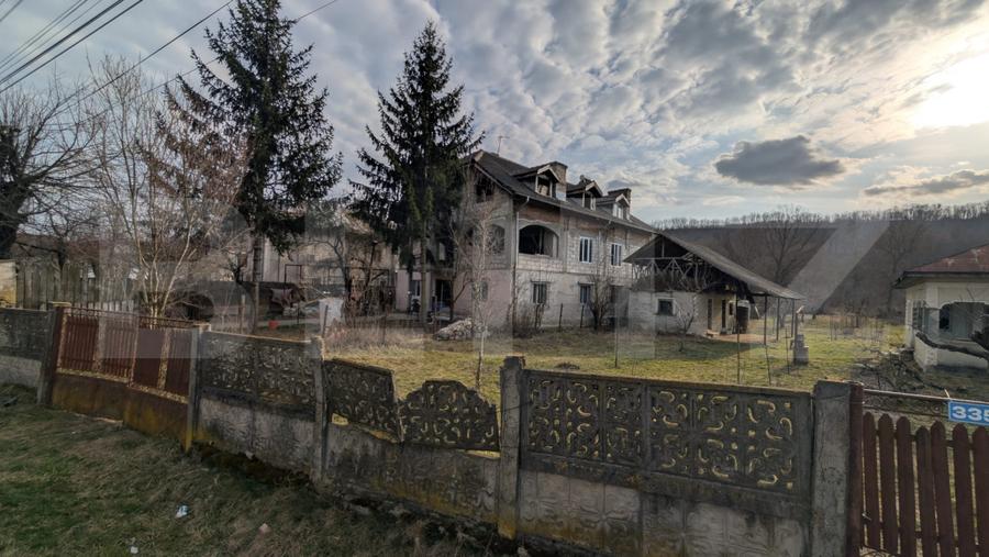 Proprietate deosebită cu teren generos – refugiu de liniște în Măgura, Dâmbovița