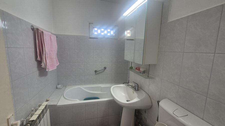 Apartament 3 Camere Micro 16 - Etaj 3, Centrală Proprie & Izolat