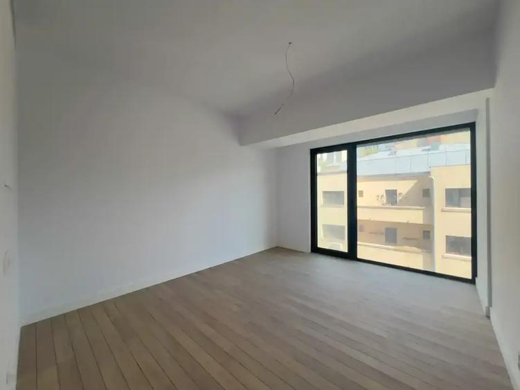 Cotroceni Apartament 3 Camere LUX Mutare Imediata Loc Parcare Inclus