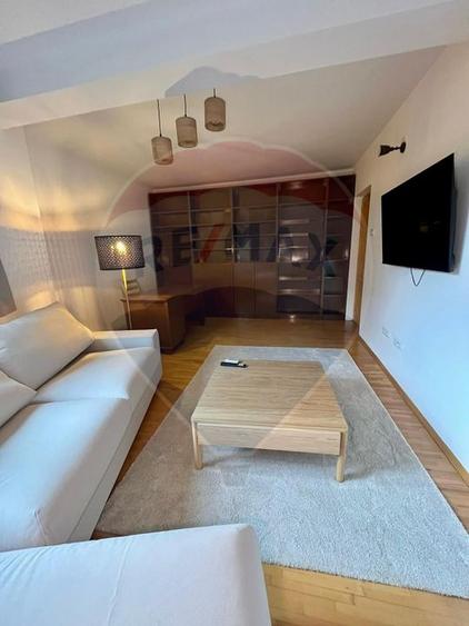 Prima închiriere | 2 camere renovat, lângă Parcul Cișmigiu