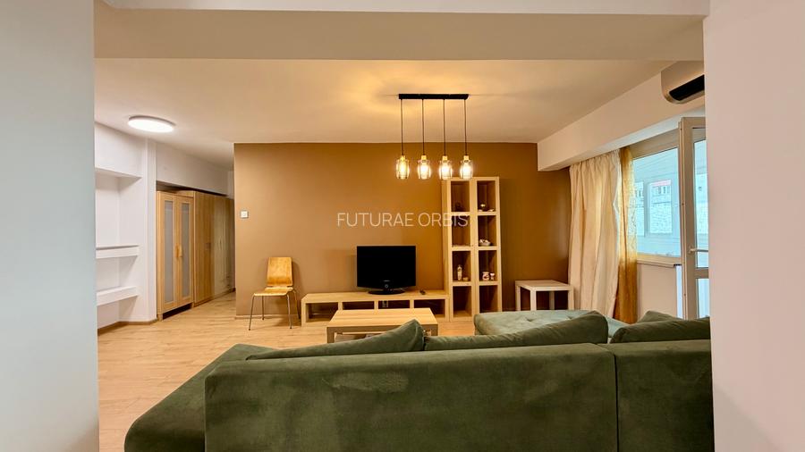 Apartament 3 camere de închiriat, zona 1 Mai - 6