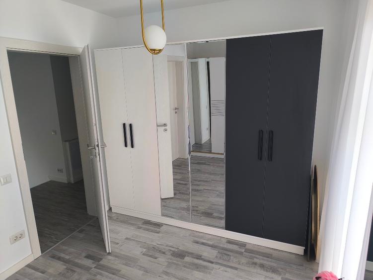 Casă de vânzare tip duplex