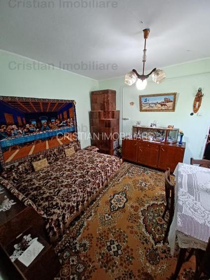 Casa din caramida, teren 180 mp, deschidere dubla, zona Piata Saraca - 13