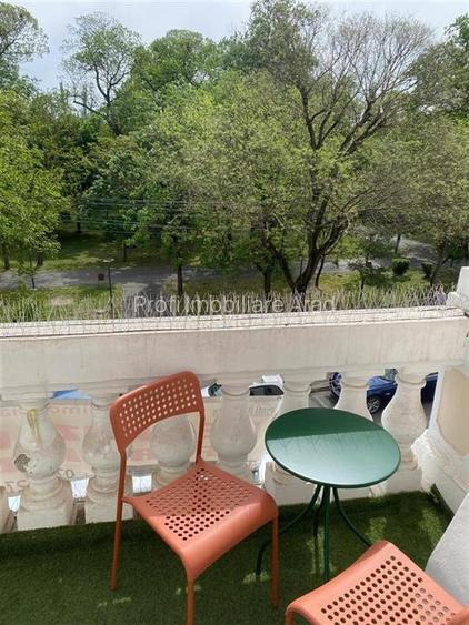 Apartament et.1, luxury class, langa Primarie cu balcon si vedere spre Parc - 5