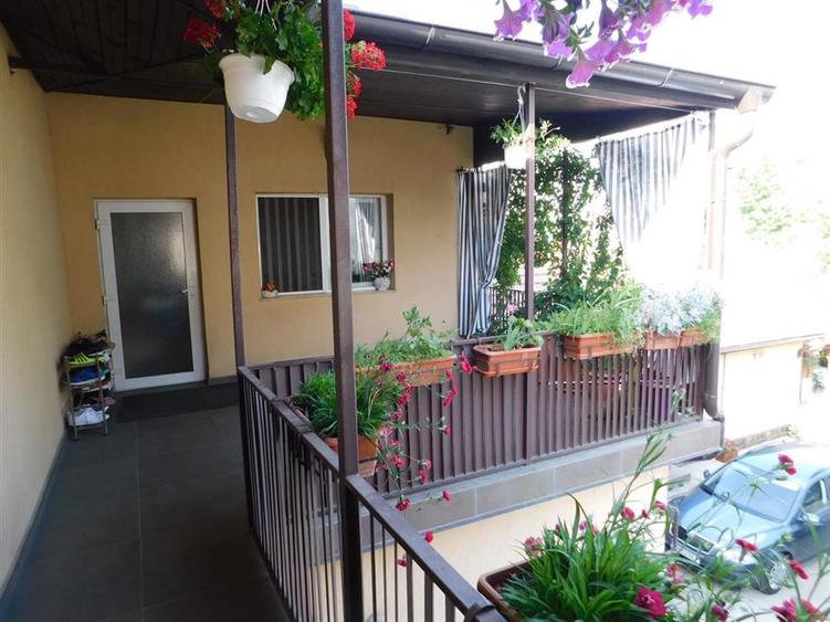 Vanzare spatiu comercial cu Casa P+E pentru clinica privata, cabinete sau labola