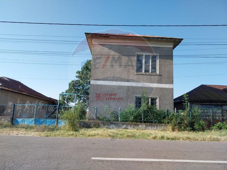 Casă / Vilă de vânzare in Bucovat, Sarbatoarea