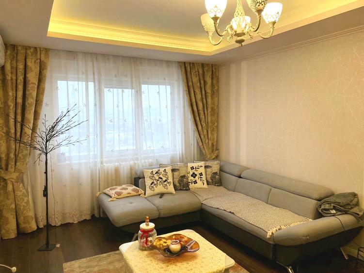 Apartament 3 camere decomandat, 72 mp, mobilat, 2 boxe, CT, et. intermediar