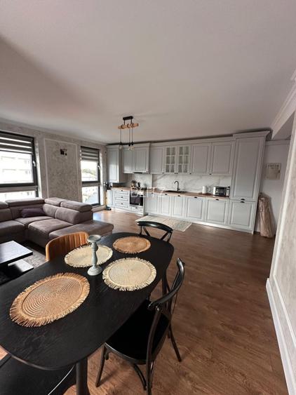 Apartament 3 camere de inchiriat, 100 mp, Radauti - 2