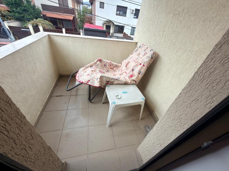 Casă tip capăt înșiruit – P+1+M, 4 camere – semi-mobilată și utilată
