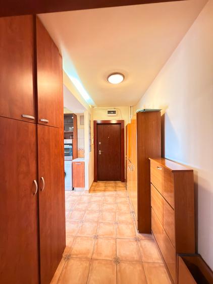 Ap. 3 camere , centrala pe gaz , etaj intermediar -Olimpia