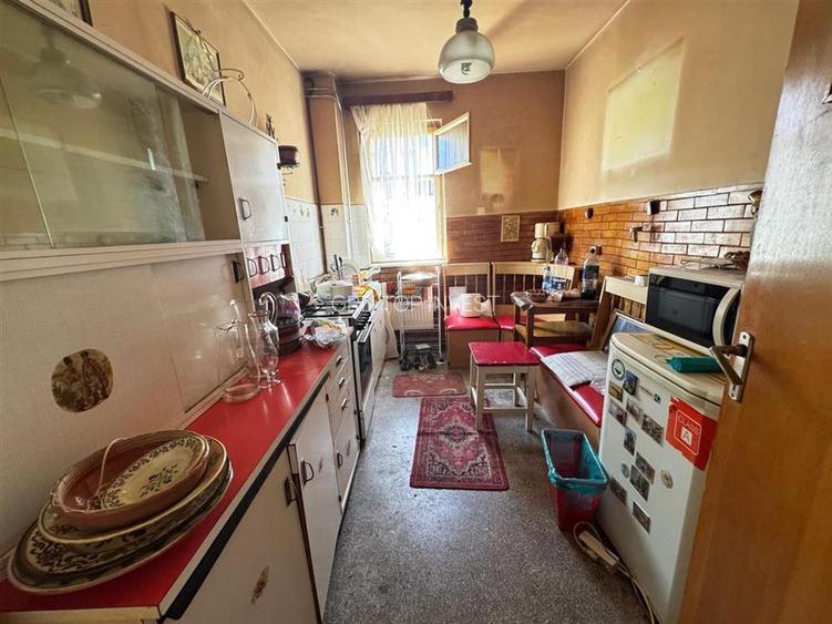 Apartament 2 camere cu balcon zona Cedonia - 13