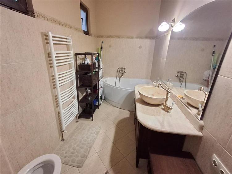 Apartament 2 camere zona Ultracentrala