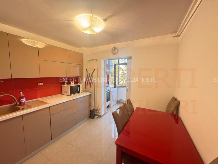 Apartament 3 camere decomandat, renovat integral, de vânzare în KM 5 – Constanța - 3