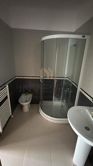 Apartament 2 camere decomandat cu parcare – Andrei Muresanu!