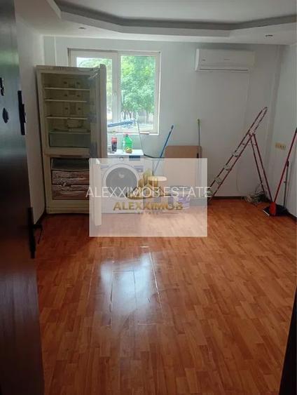 Apartament de Vanzare - 2 Camere - 36 mp - Zona Eroii Revolutiei - 2