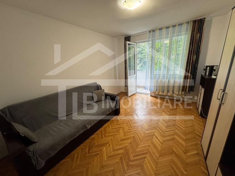 Apartament cu 3 camere, 68mp, Zona strazii Petru Dobra