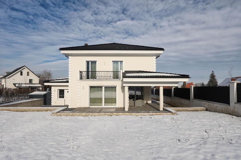 Casă ideală pentru familie în Brașov, Bunloc – spațioasă, luminoasă, priveliște