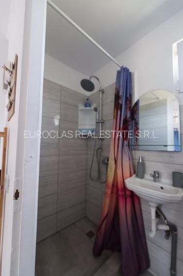 Exclusiv! Pensiune 6 camere - Vama Veche - Centru - 239.000 euro (Cod E8) - 40