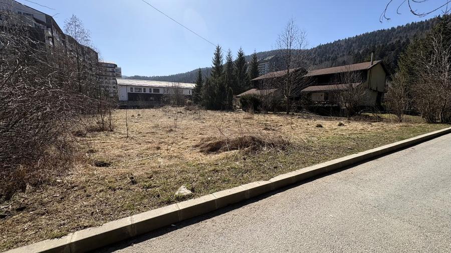 Proprietar vand Teren Intravilan Sinaia 1677 mp, Utilitati, Fara Comision