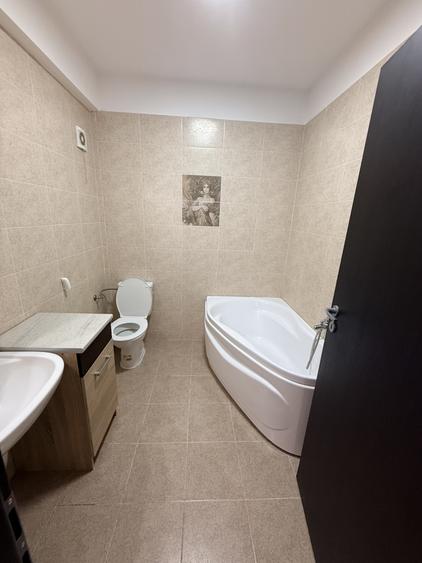 Închiriez Garsonieră în Militari Residence