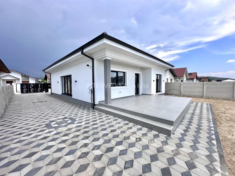 Casa moderna pe parter, 4 camere, 423 mp teren, confort si intimitate - 16