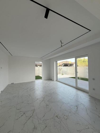 Vilă cu 5 camere , P+E, Cartierul Soarelui, Oncea, Oradea.