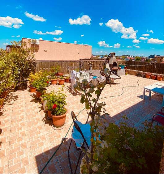 Apartament cu terasă generoasă