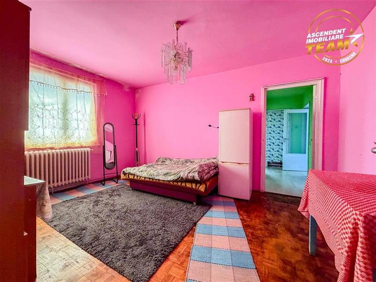 Apartament 3 camere, locuinta sau investitie Airbnb, Simeria, Sfantu Gheorghe