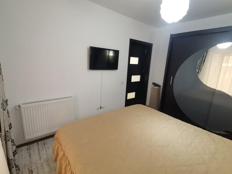 Apartament 2 camere , renovat,zona Calea Cisnadiei