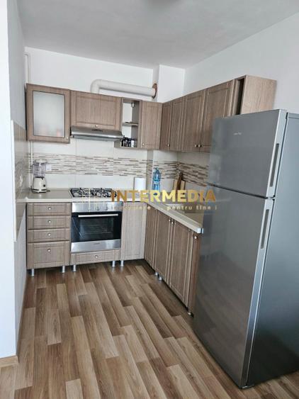 Apartament 2 camere | Bloc Nou | Centru | mobilat și utilat | Lift I Parcare
