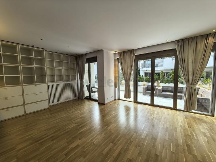 Vila Moderna in zona Baneasa