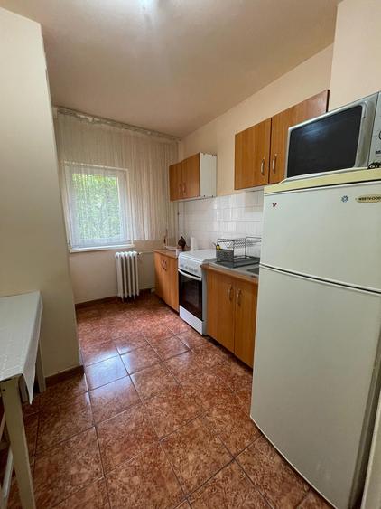 Apartament semidecomandat model mare