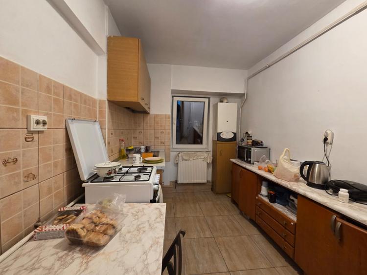 Apartament 3 camere-Dacia-Bicaz-etaj 3
