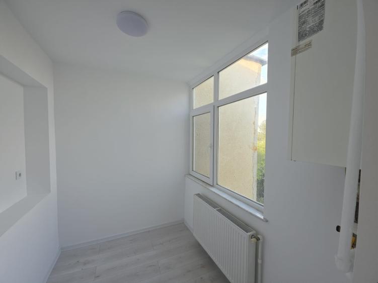 Proprietar – Apartament 2 camere, renovat integral, centrală proprie, Trivale