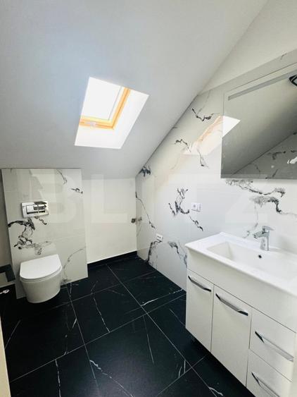 Casa Indiviaduala de vanzare, 6 camere, 215 mp - Stupini